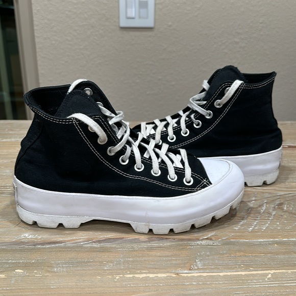 Converse Chuck Taylor All Star Lugged High Tops - Picture 4 of 14